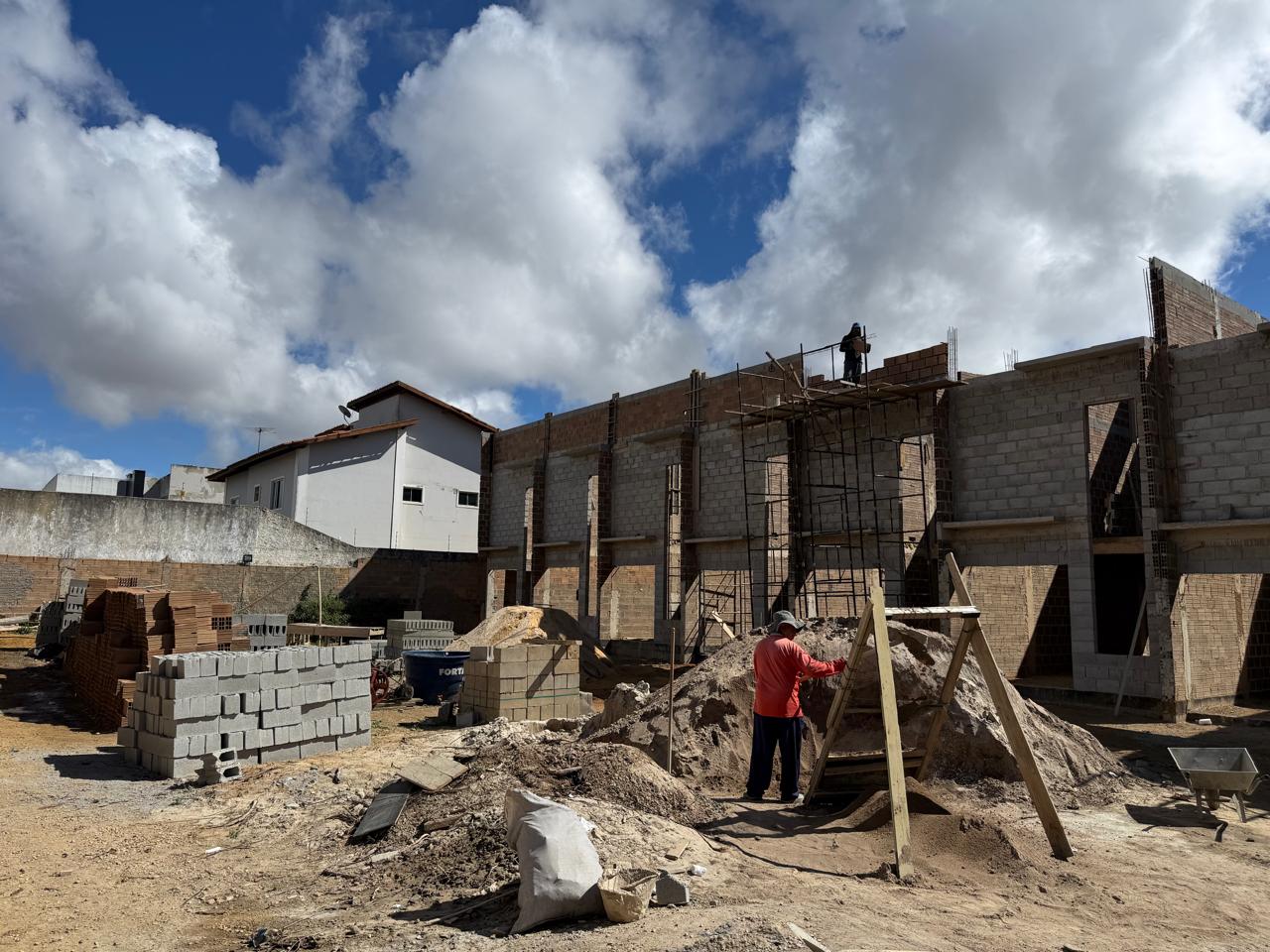 Obra: Alvenaria e elevação