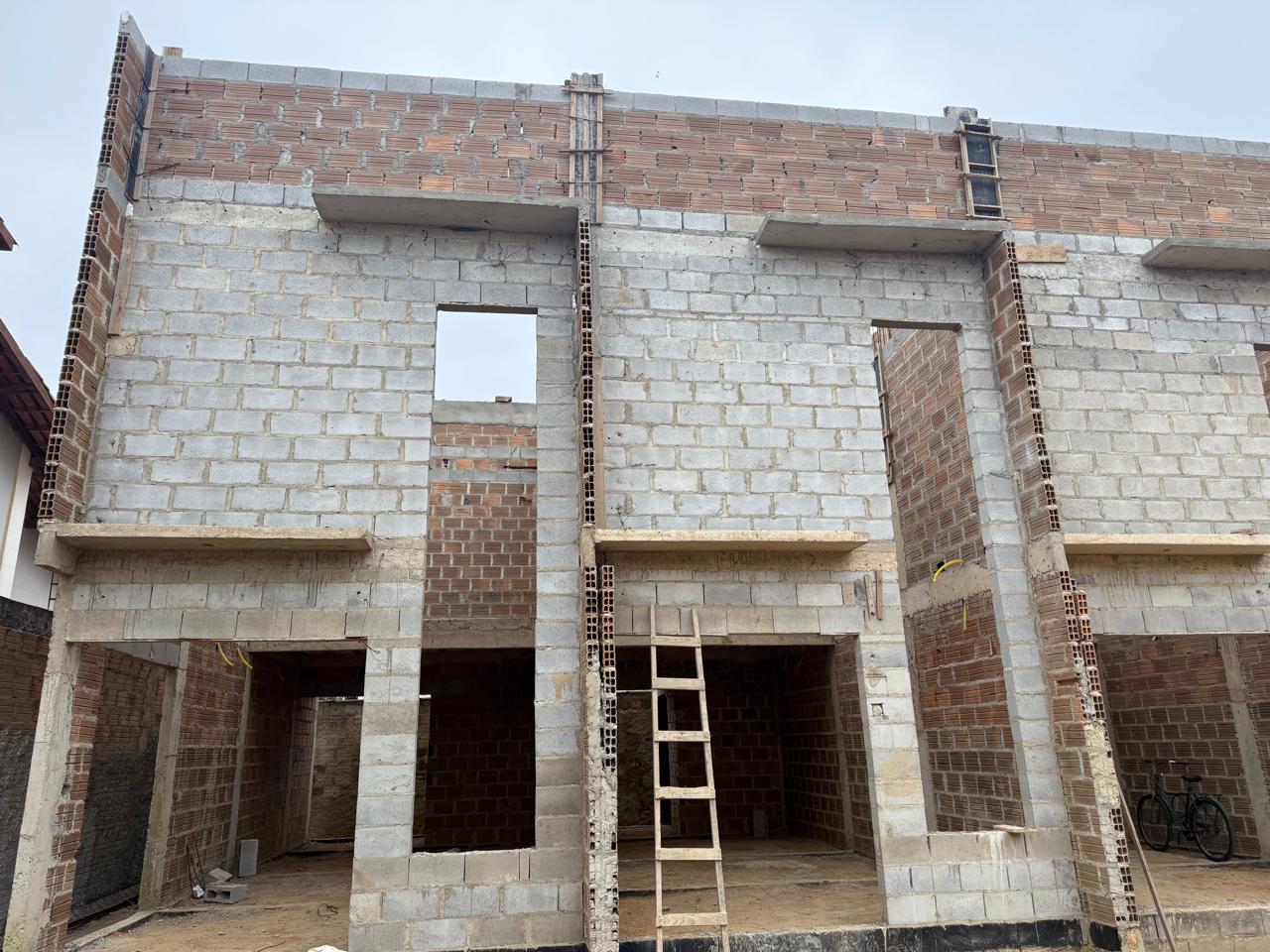 Obra: Lajes, vãos e acabamento